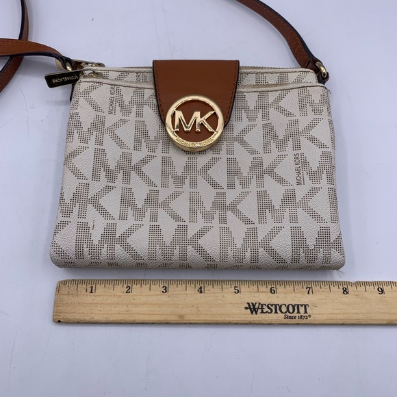 Michael Kors Logo Crossbody Gently Worn - Picture 13 of 14